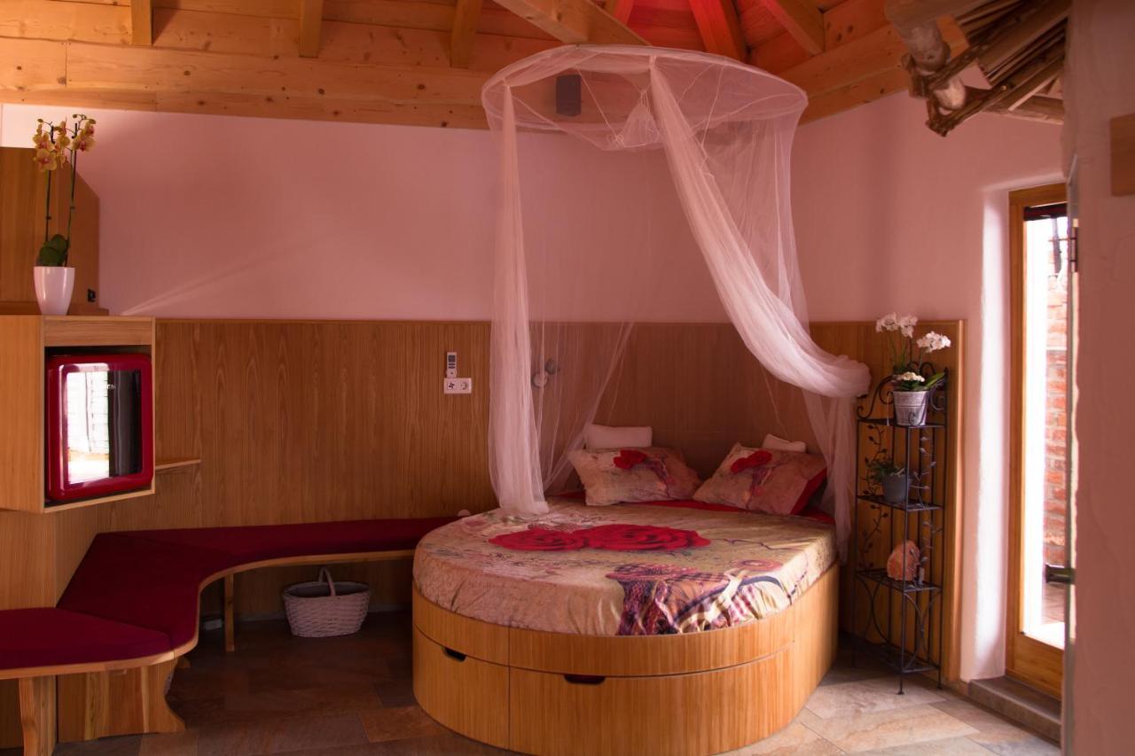 Апартаменты Secret Wellness Bodonci Экстерьер фото