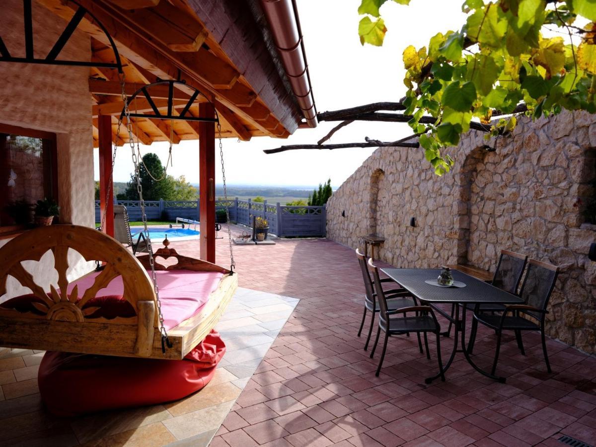 Апартаменты Secret Wellness Bodonci Экстерьер фото
