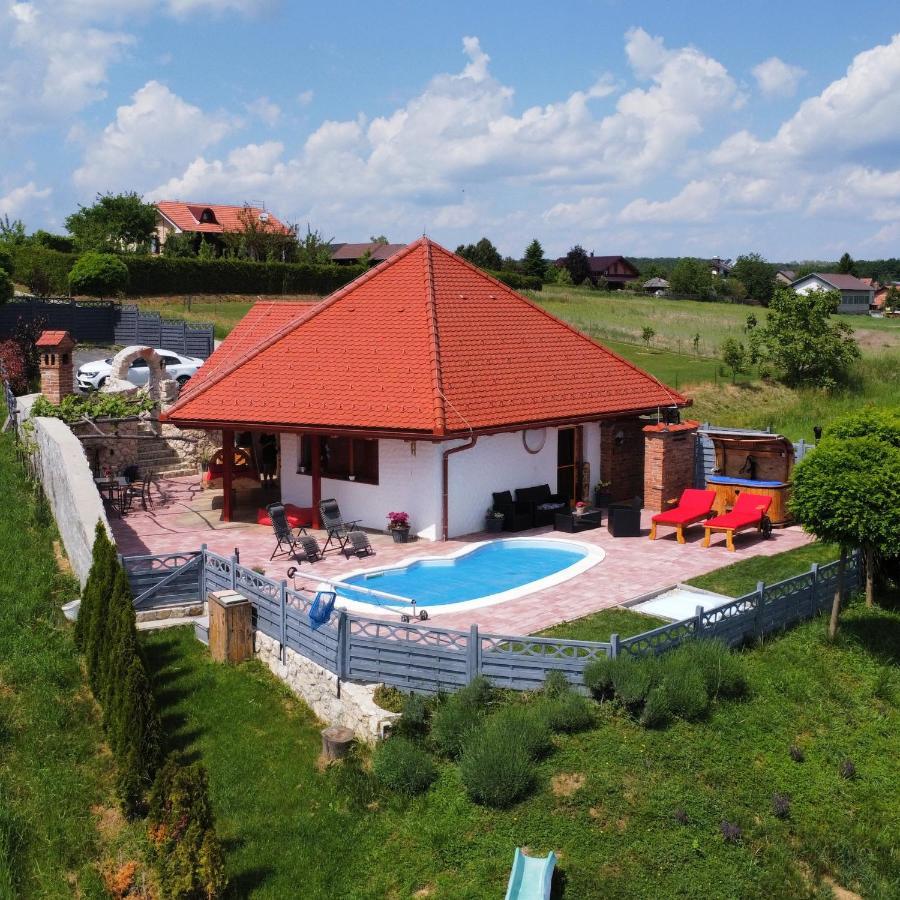 Апартаменты Secret Wellness Bodonci Экстерьер фото
